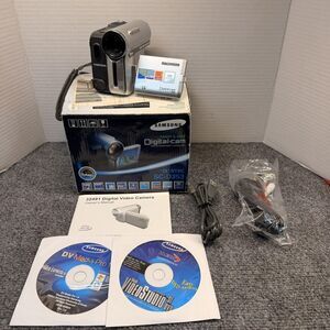Vintage Samsung SC-D353 MiniDV Digital Camcorder Silver 20x Zoom Untested As-Is
